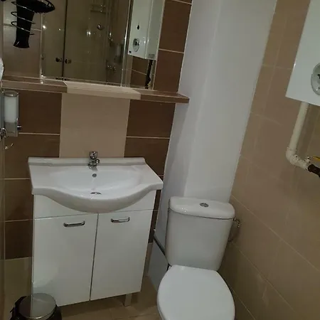 Dobry Najem 8