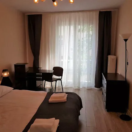Apartment Dobry Najem 8 Poznan