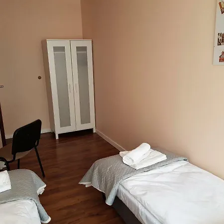 Dobry Najem 8 *