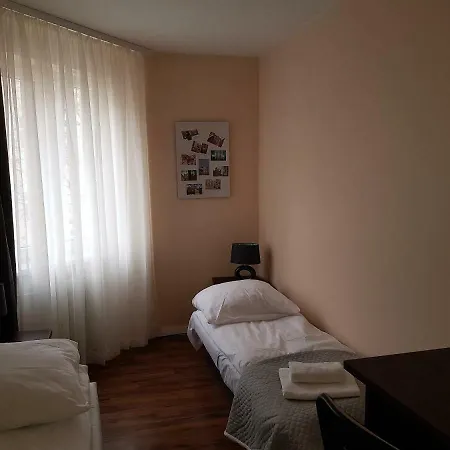 Apartment Dobry Najem 8 Poznan